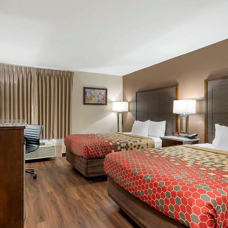 Econo Lodge Shelbyville Bagian luar foto