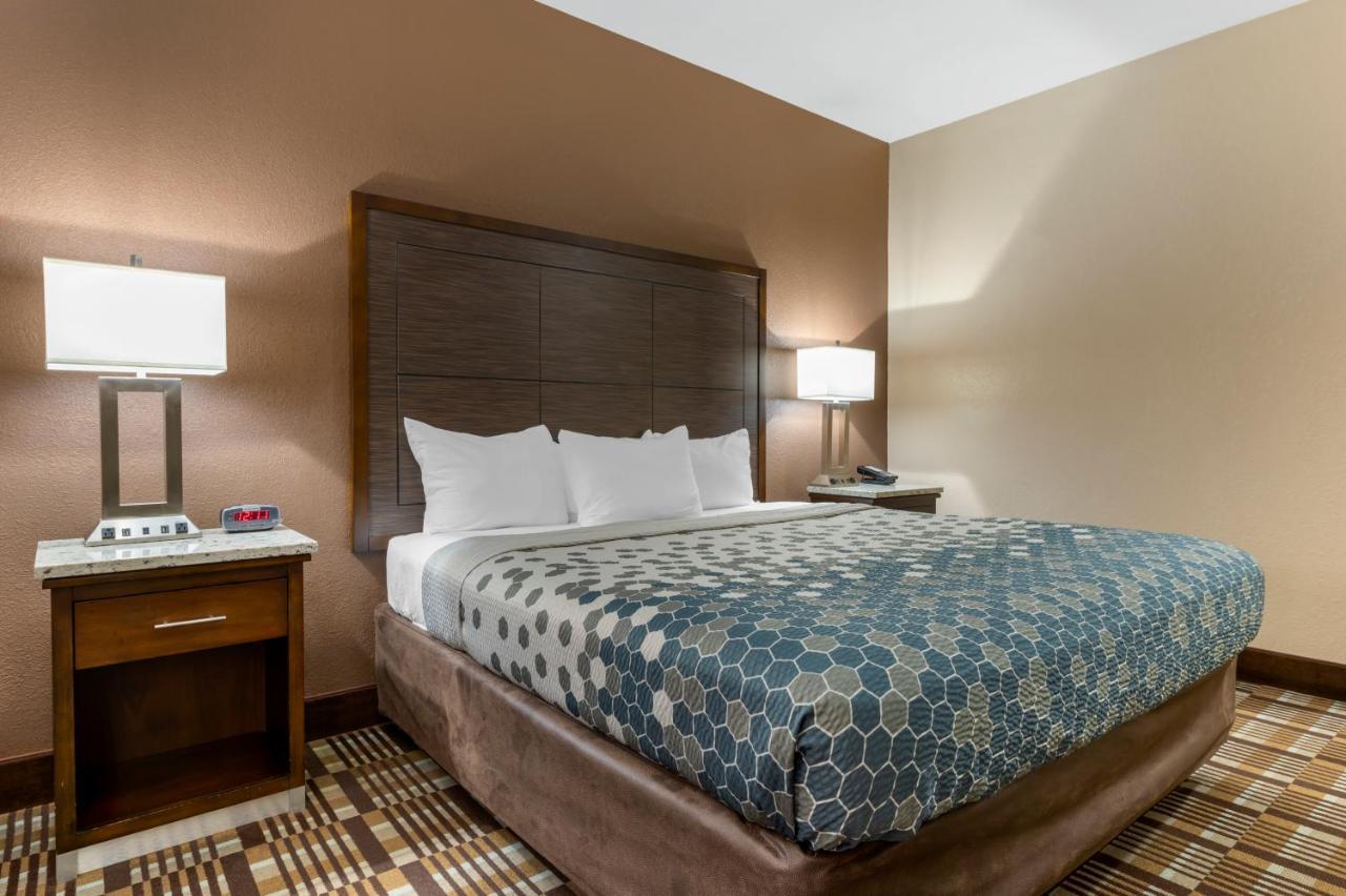 Econo Lodge Shelbyville Bagian luar foto