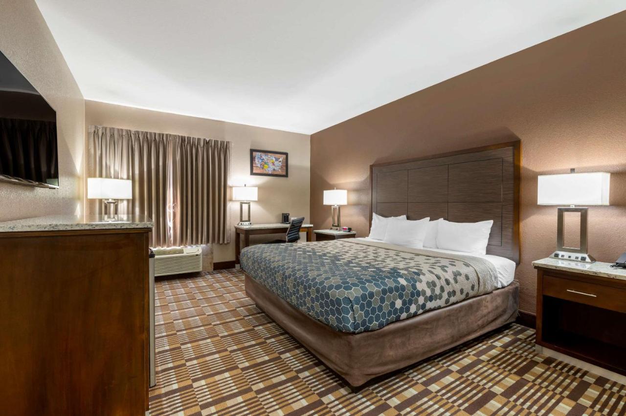 Econo Lodge Shelbyville Bagian luar foto